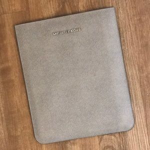 Michael Kors iPad sleeve - like new
